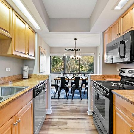 Coastal Oasis With Pool - Walk To Coligny Beach Park Хилтон-Хед-Айленд Экстерьер фото