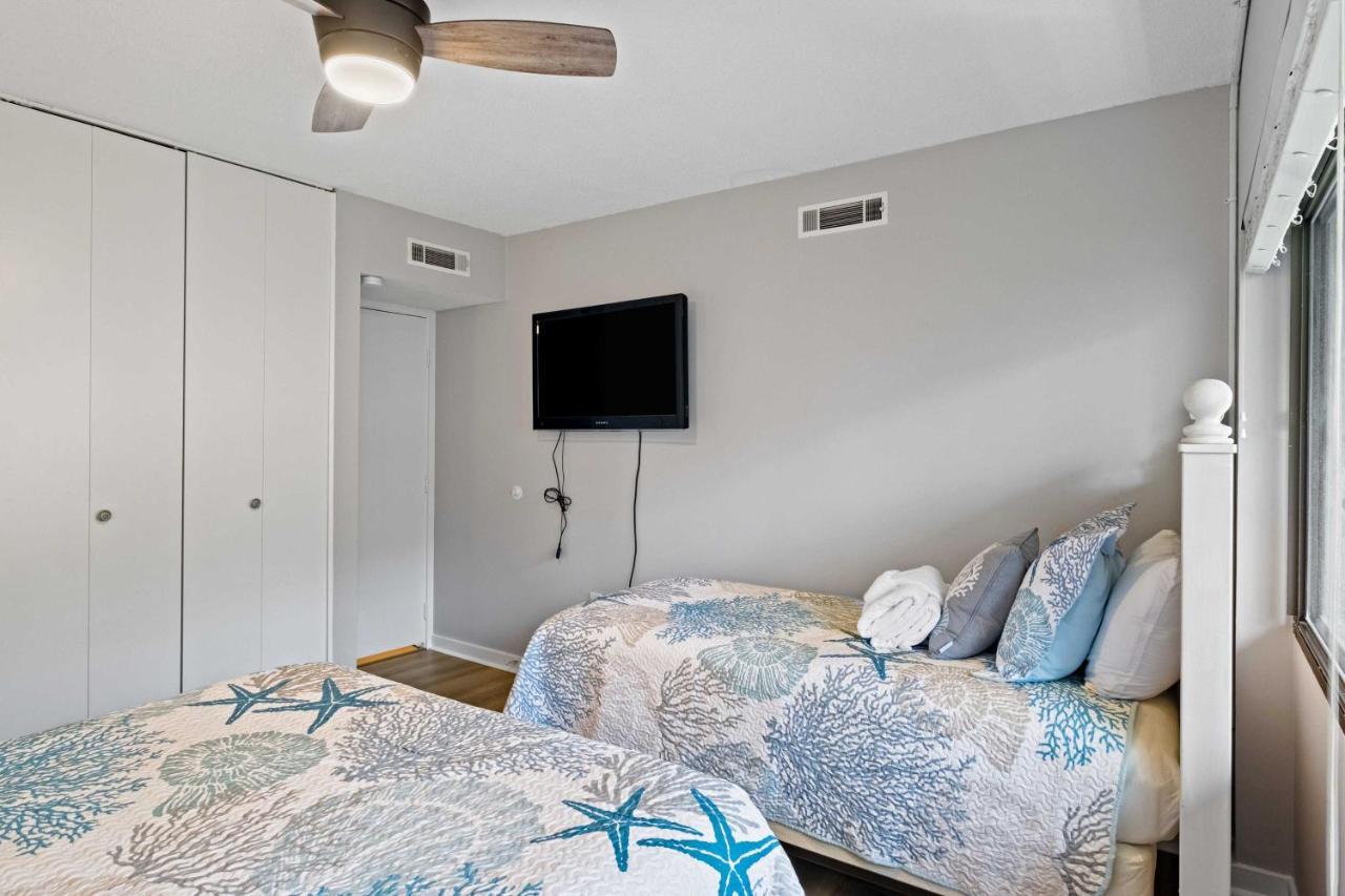 Coastal Oasis With Pool - Walk To Coligny Beach Park Хилтон-Хед-Айленд Экстерьер фото